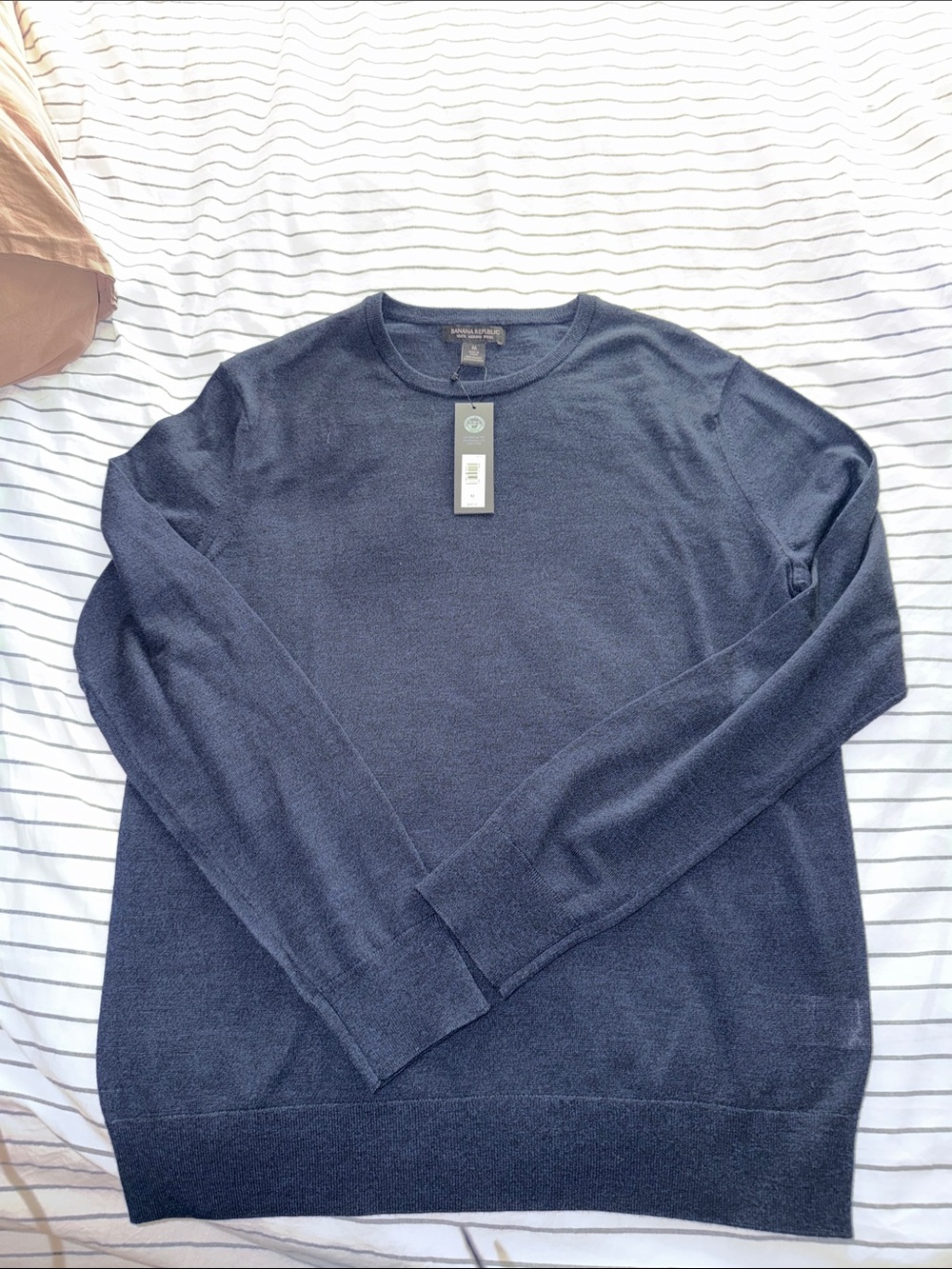 Banana Republic Men's Dark Navy Crewneck Sweater